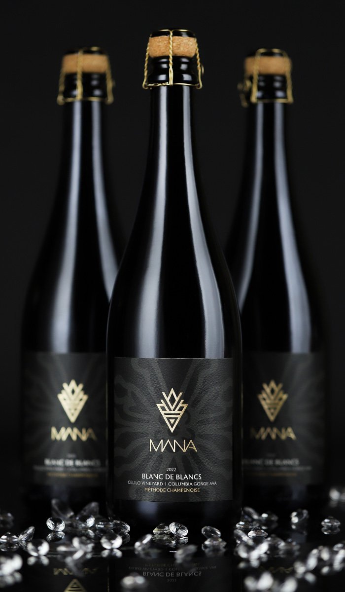 Photo of 3 bottles of Mana Vintners sparkling wine